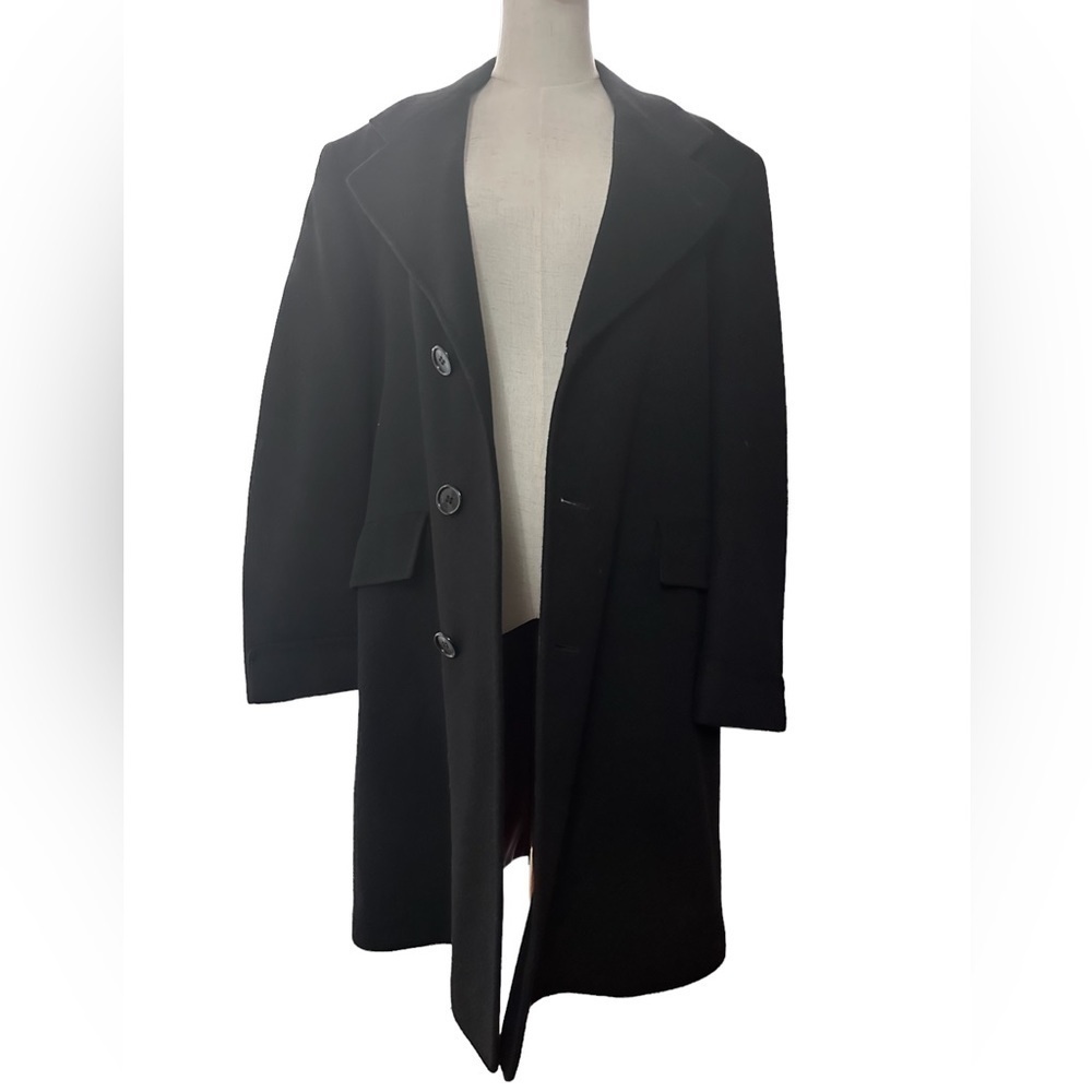 Mint condition 100 percent cashmere men’s black Jacket